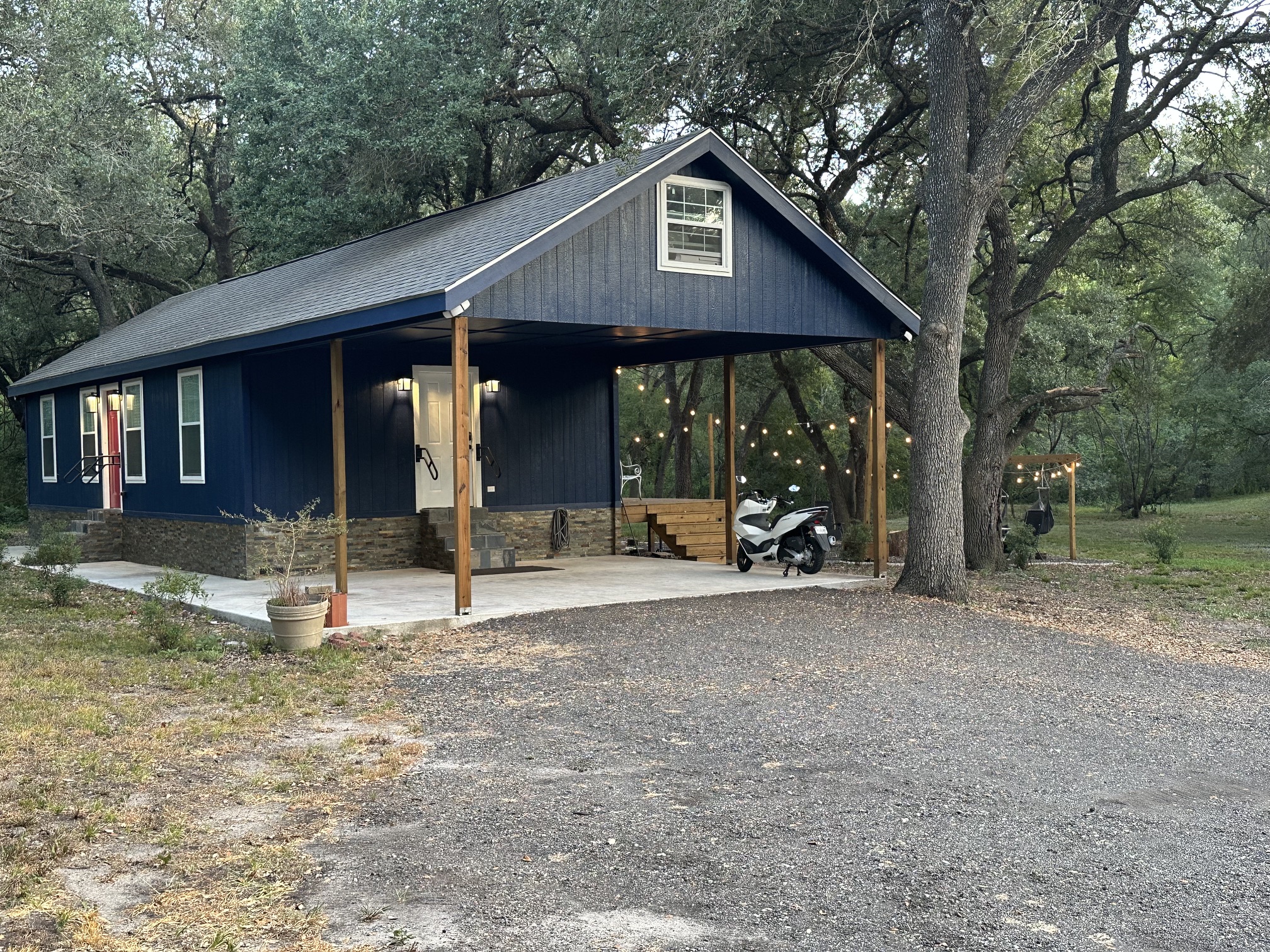 main property photo 20