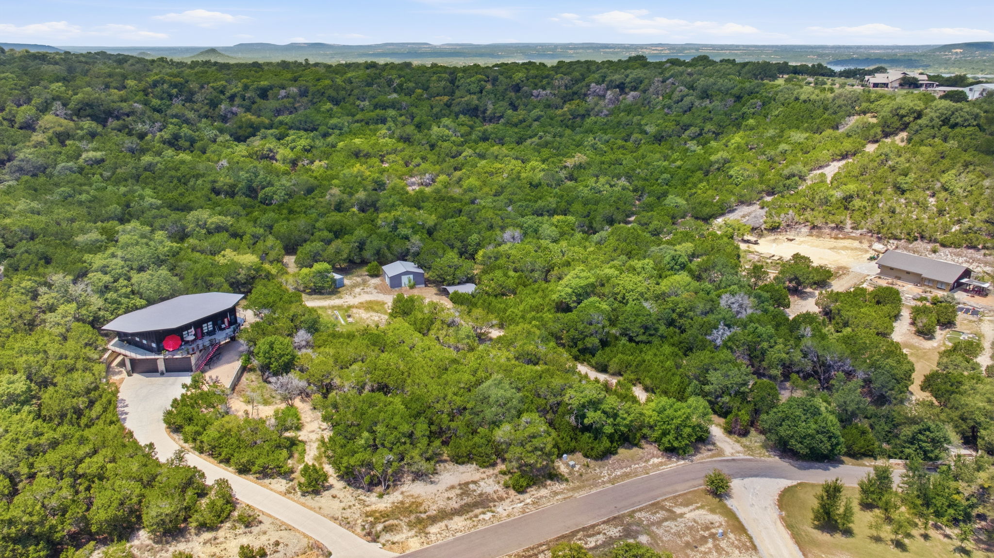 main property photo 12