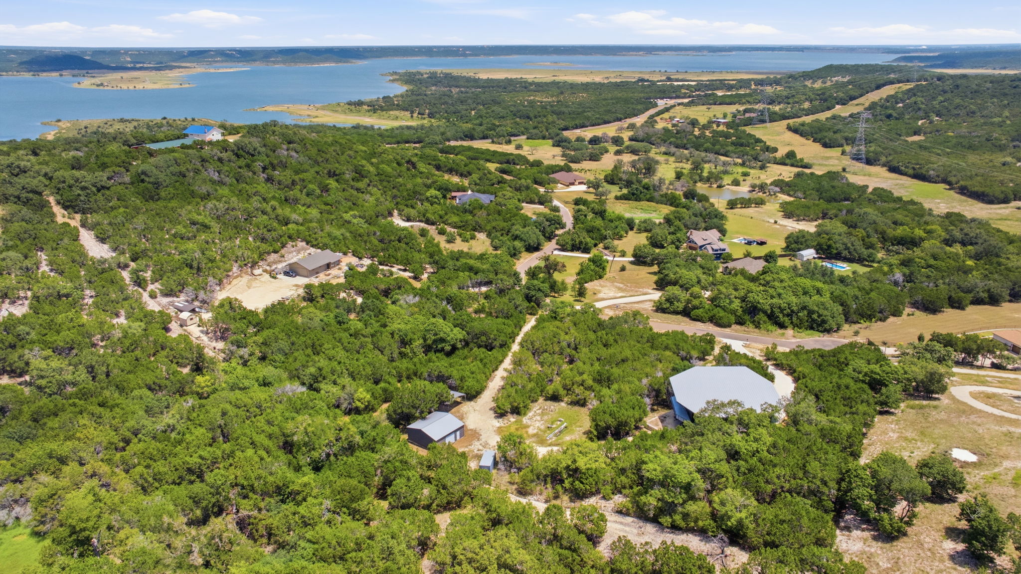 main property photo 14