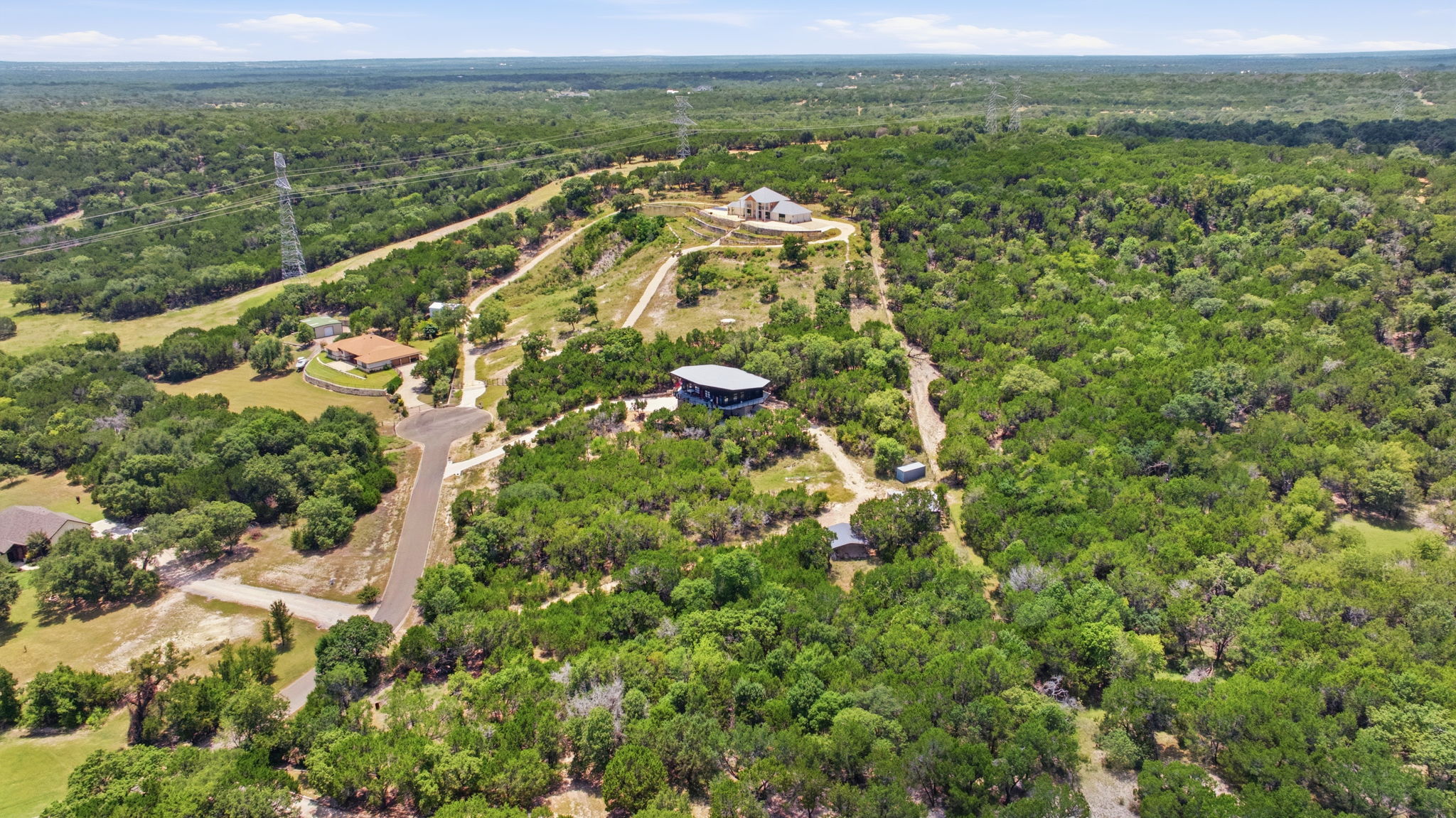 main property photo 17