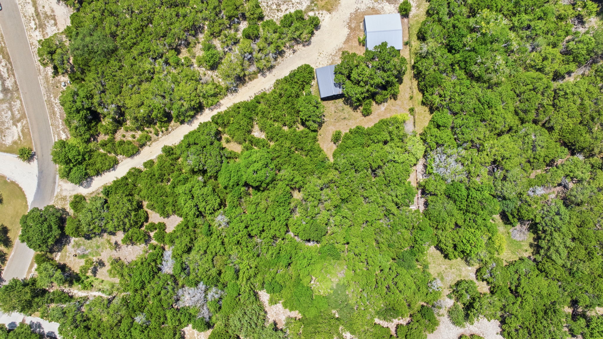 main property photo 23
