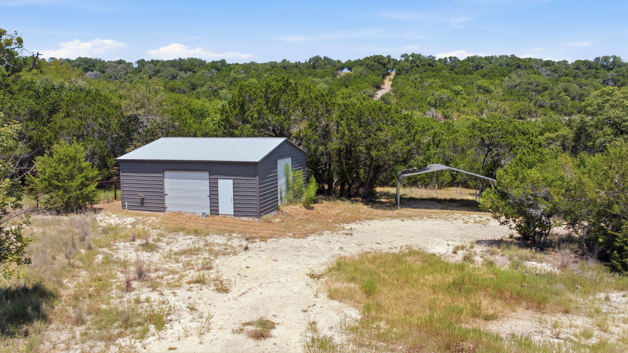 main property photo 7