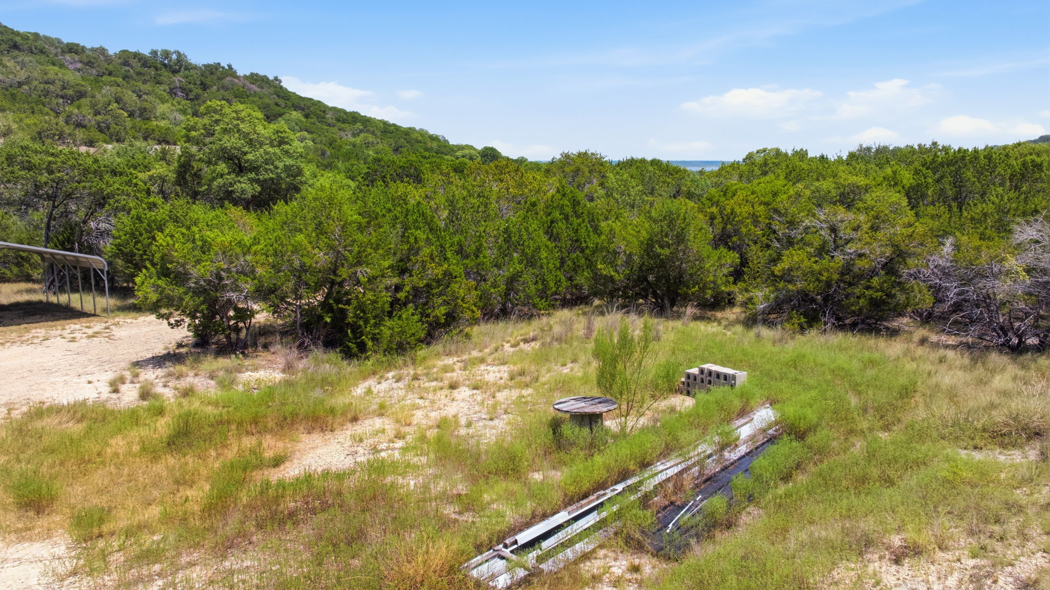 main property photo 8