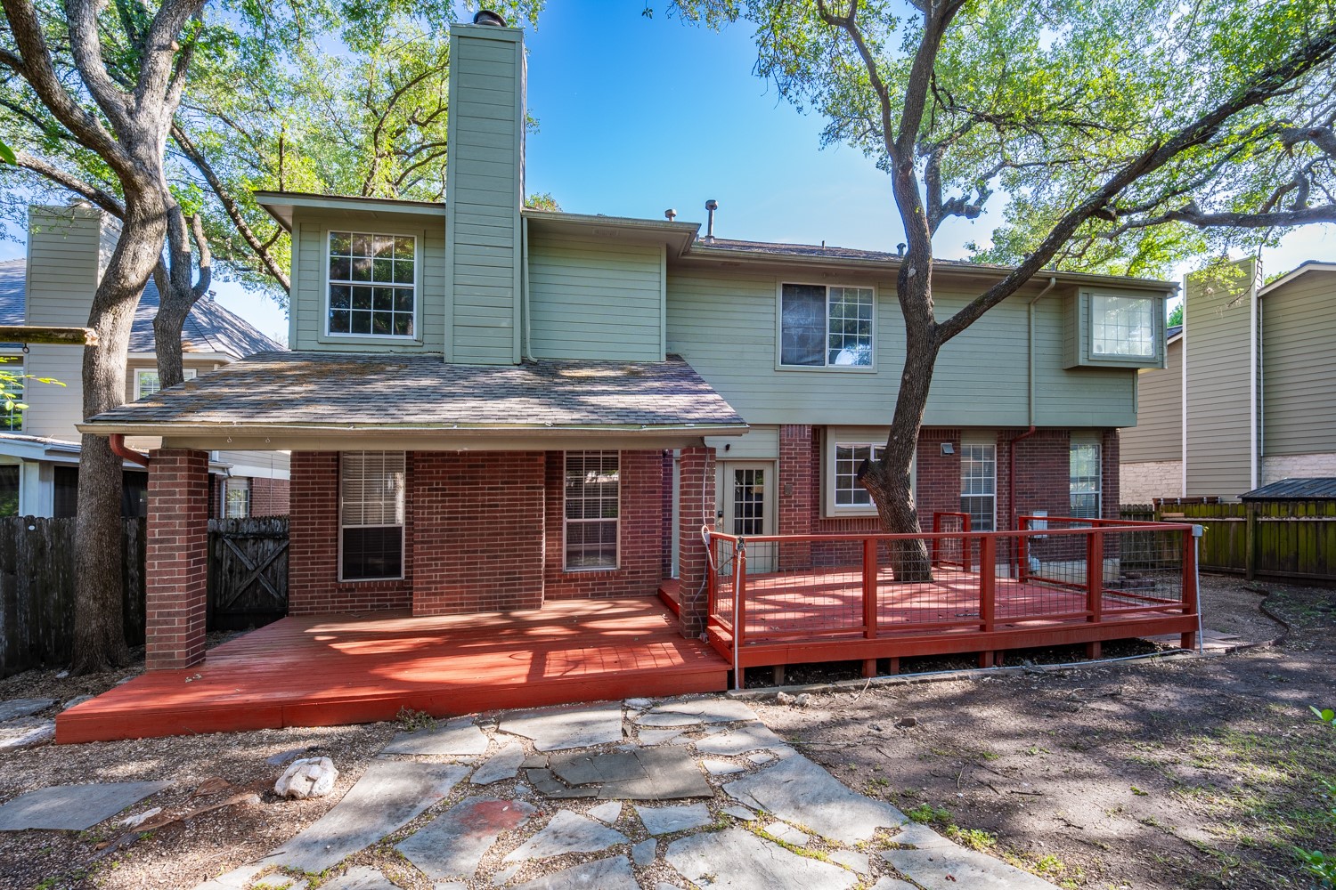 main property photo 29