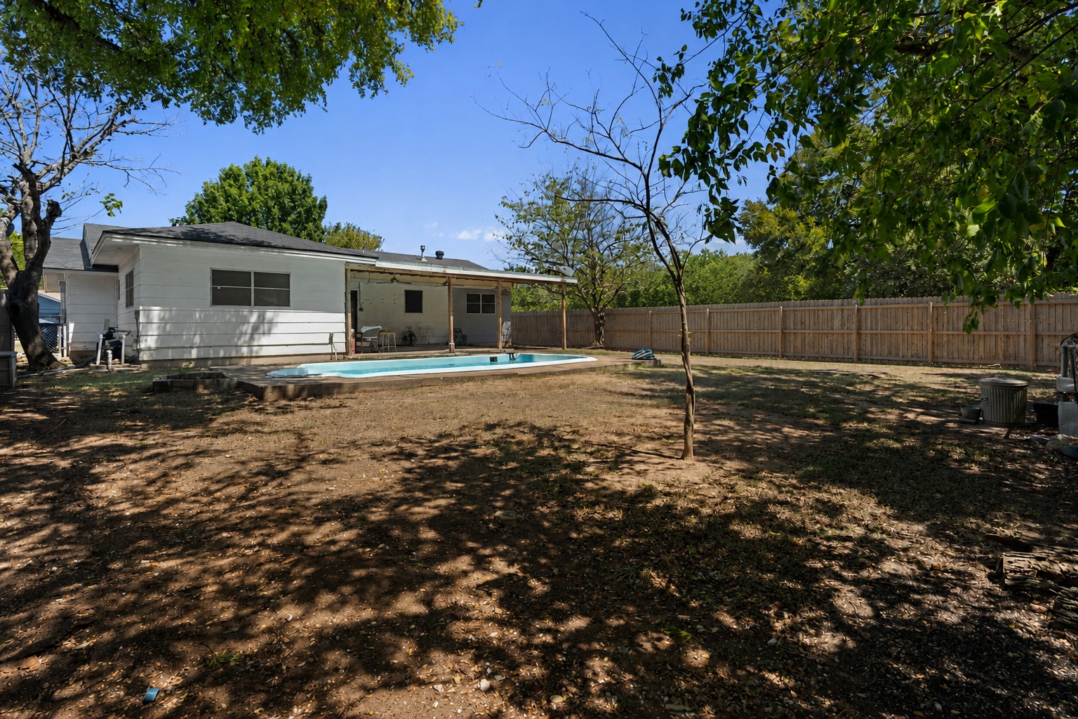 main property photo 26