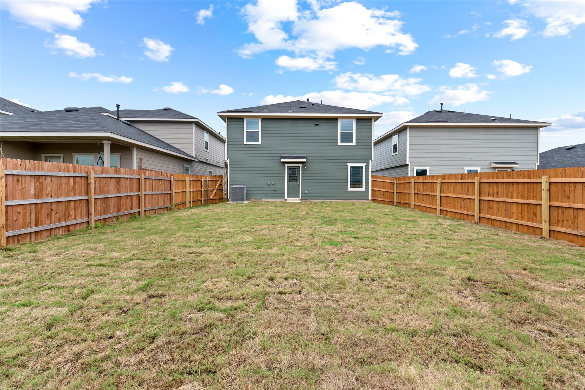 main property photo 33