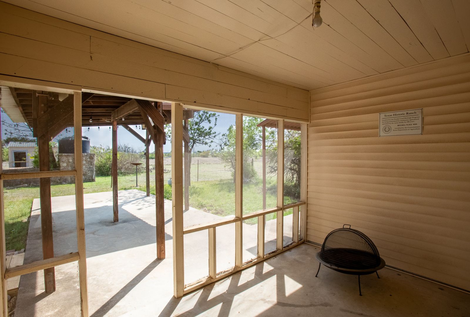 main property photo 22