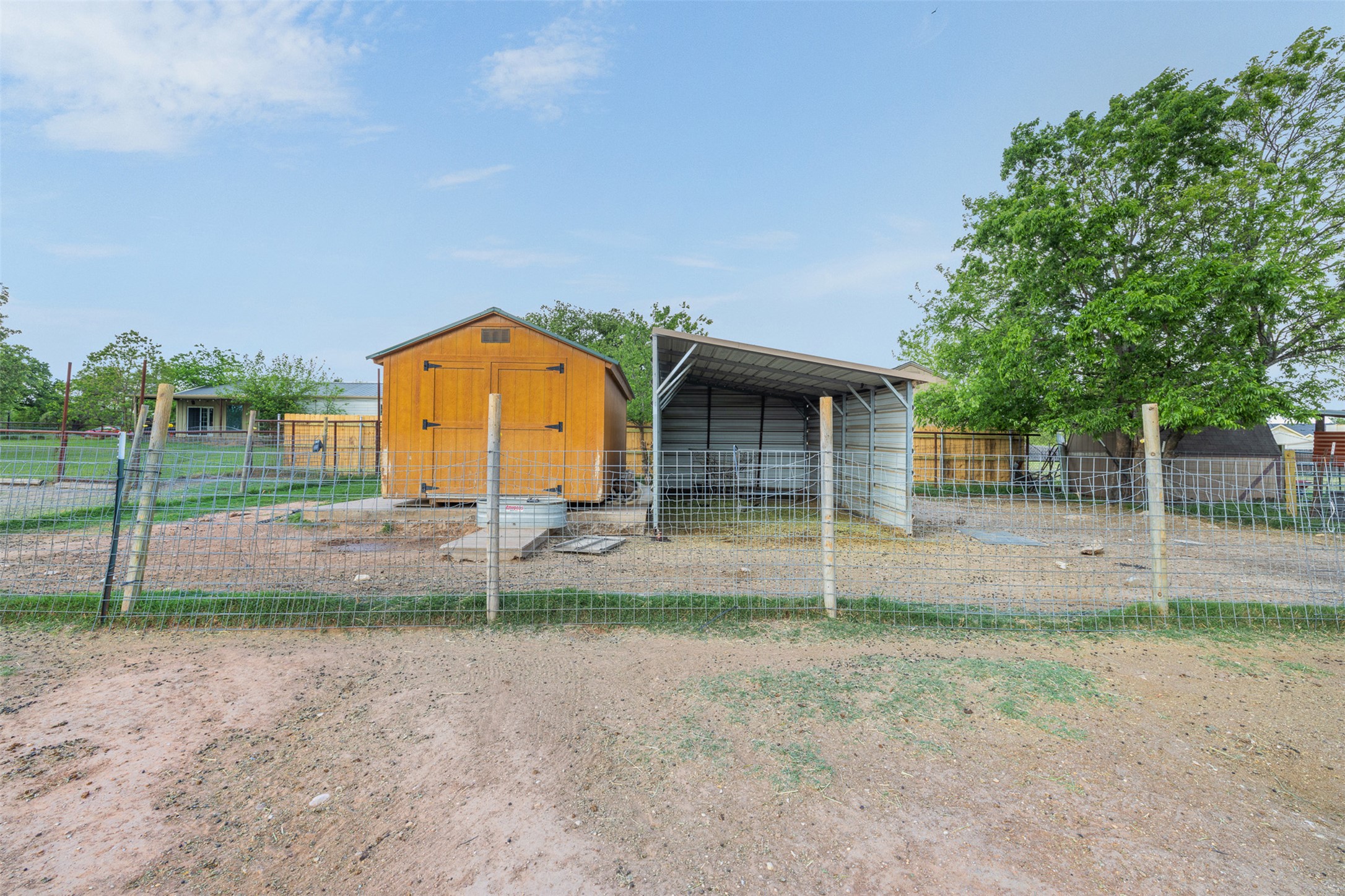 main property photo 27