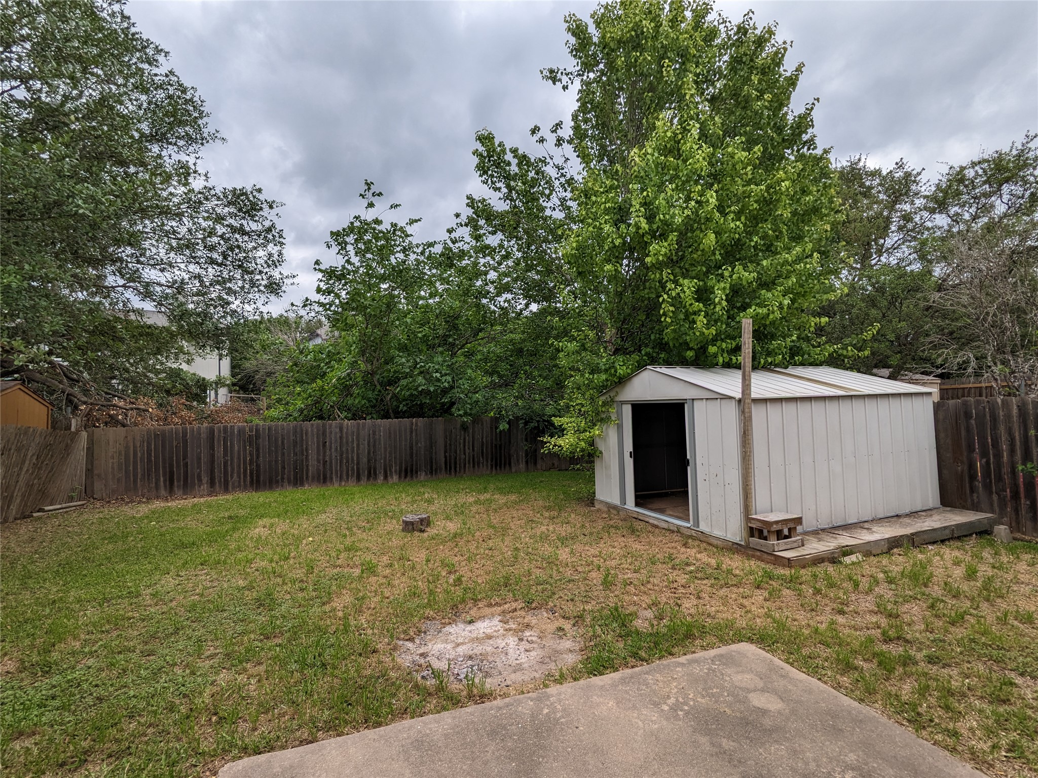 main property photo 27