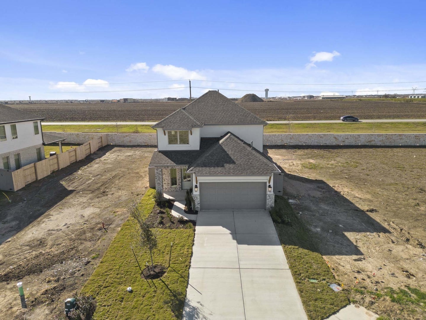 main property photo 33