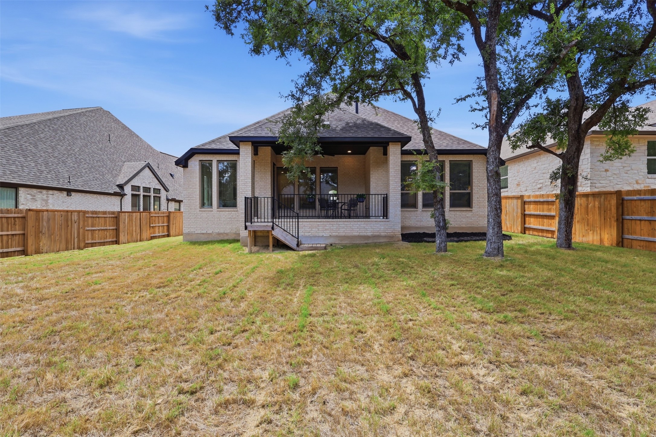 main property photo 21