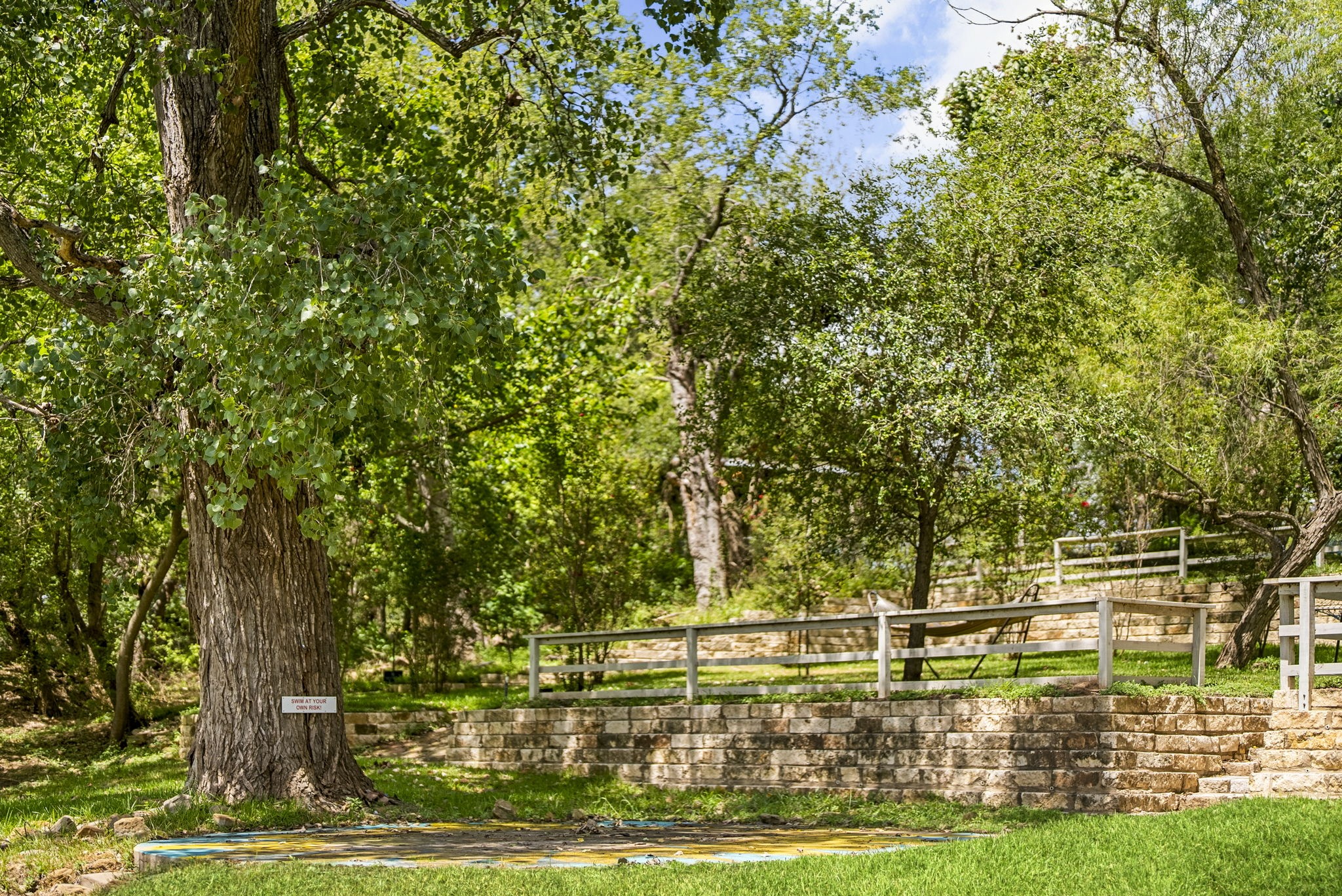 main property photo 35