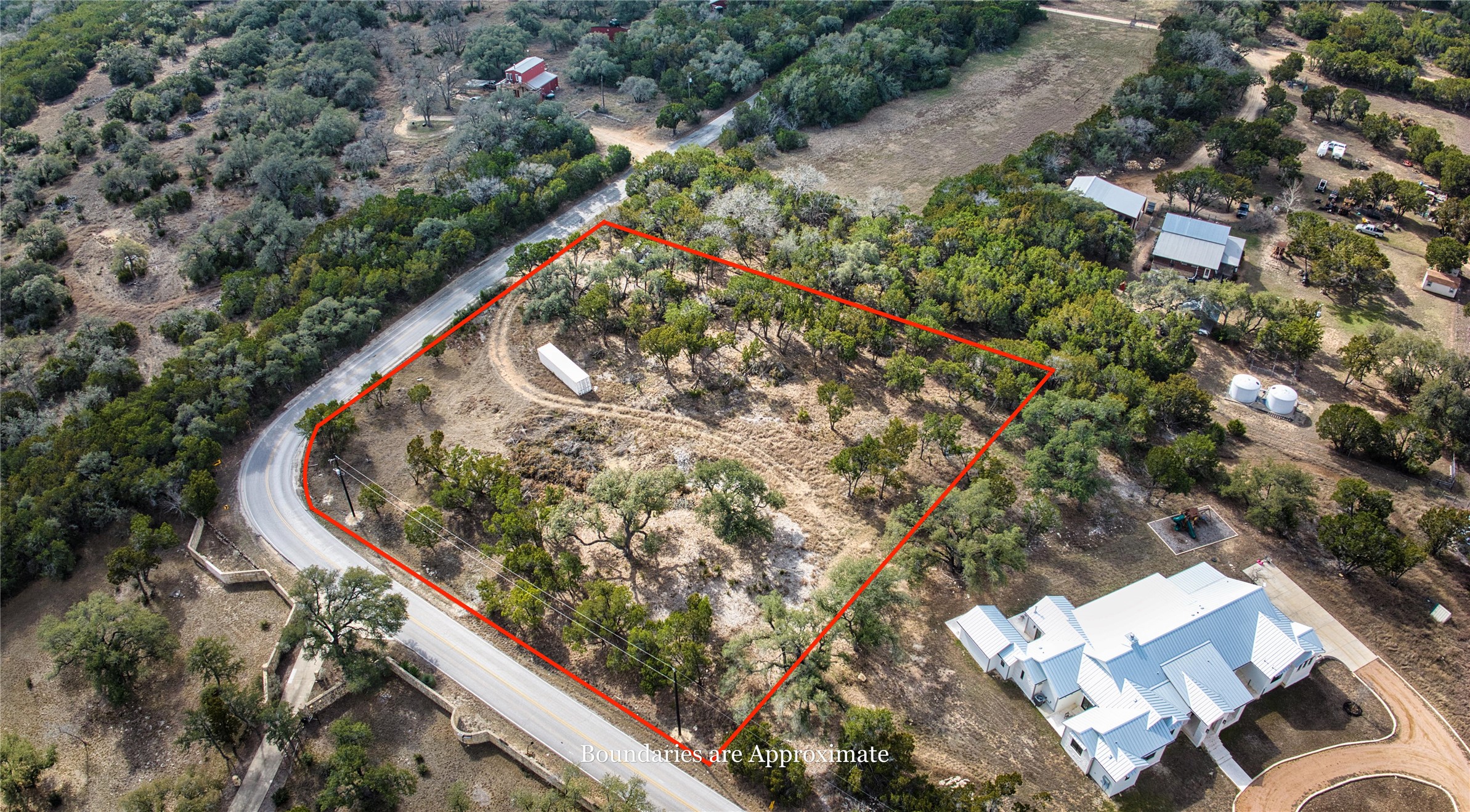 main property photo 13
