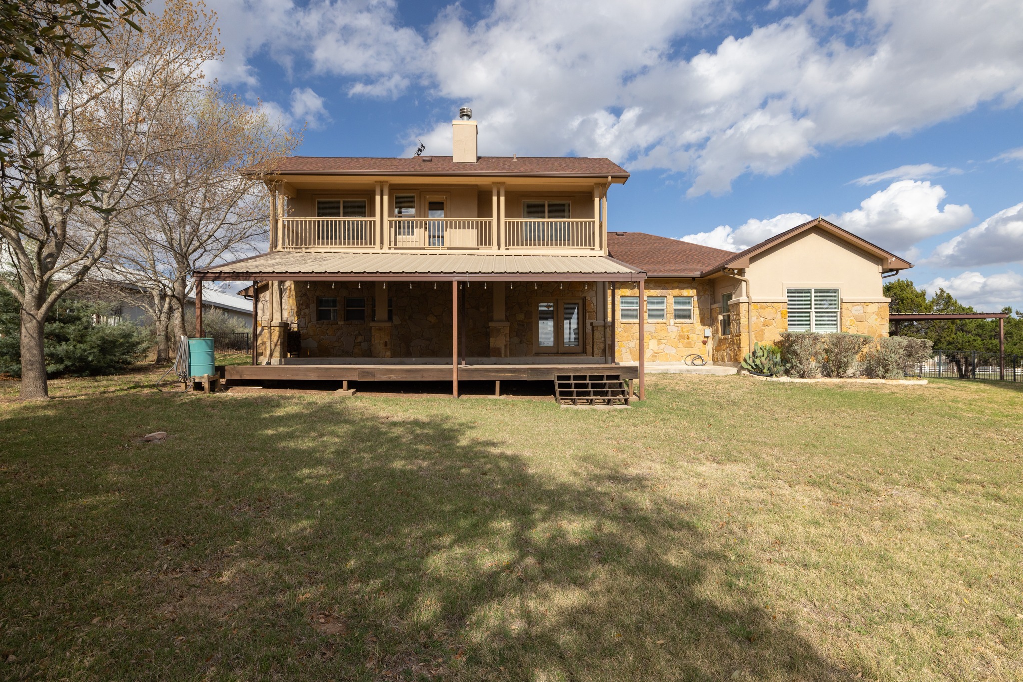 main property photo 36