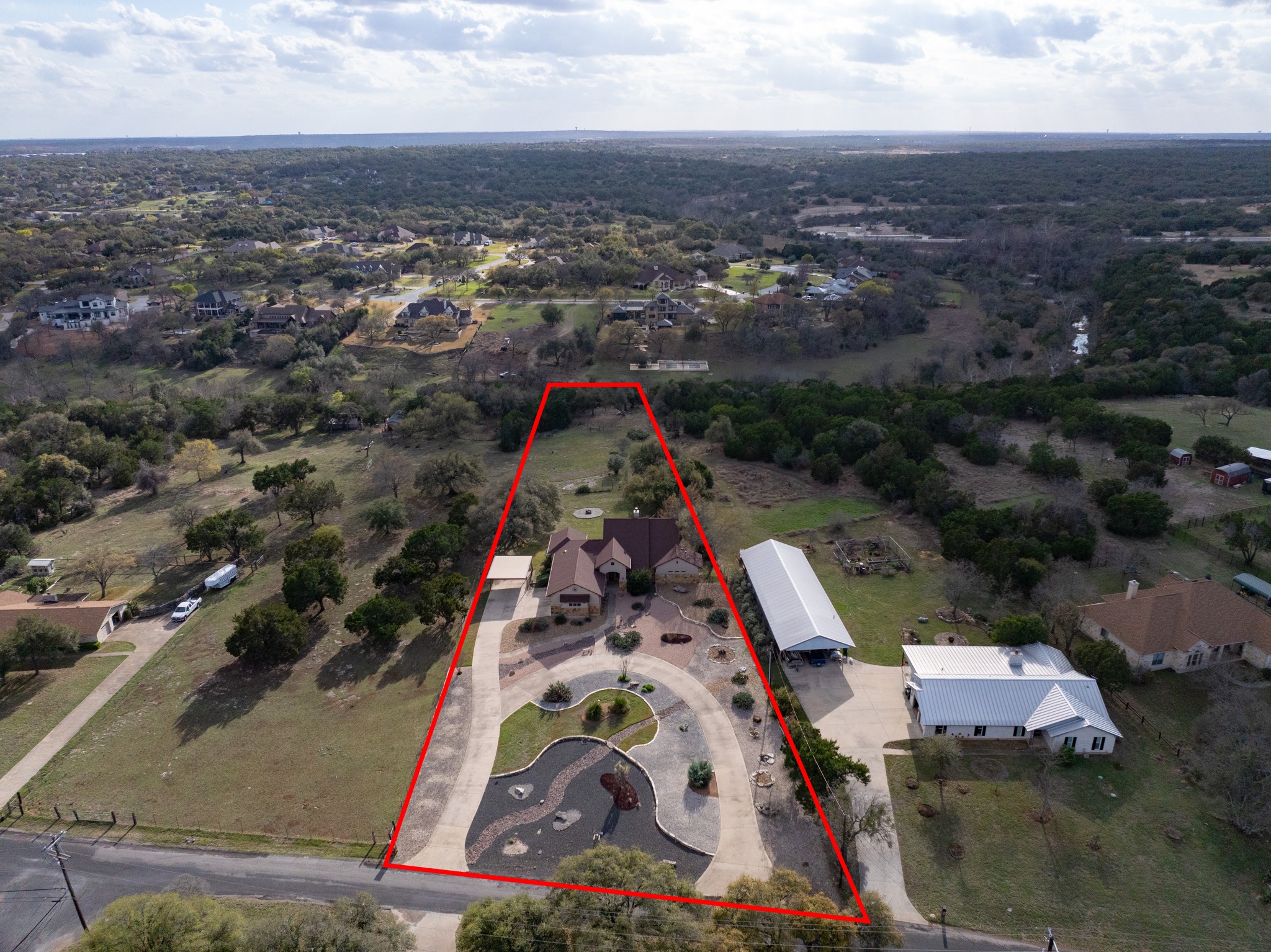 main property photo 4