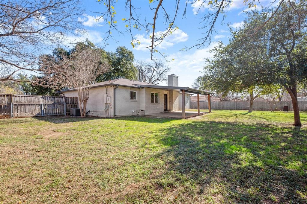 main property photo 22