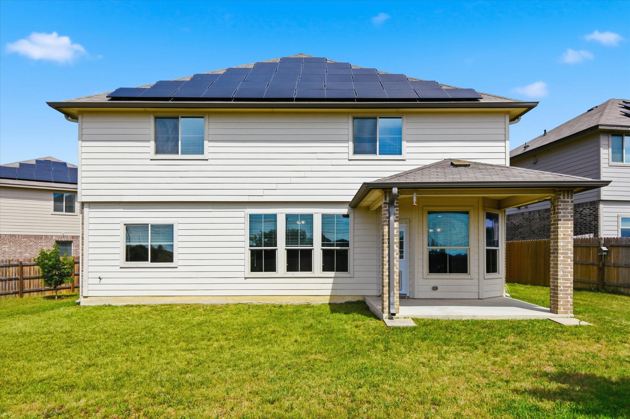 main property photo 26