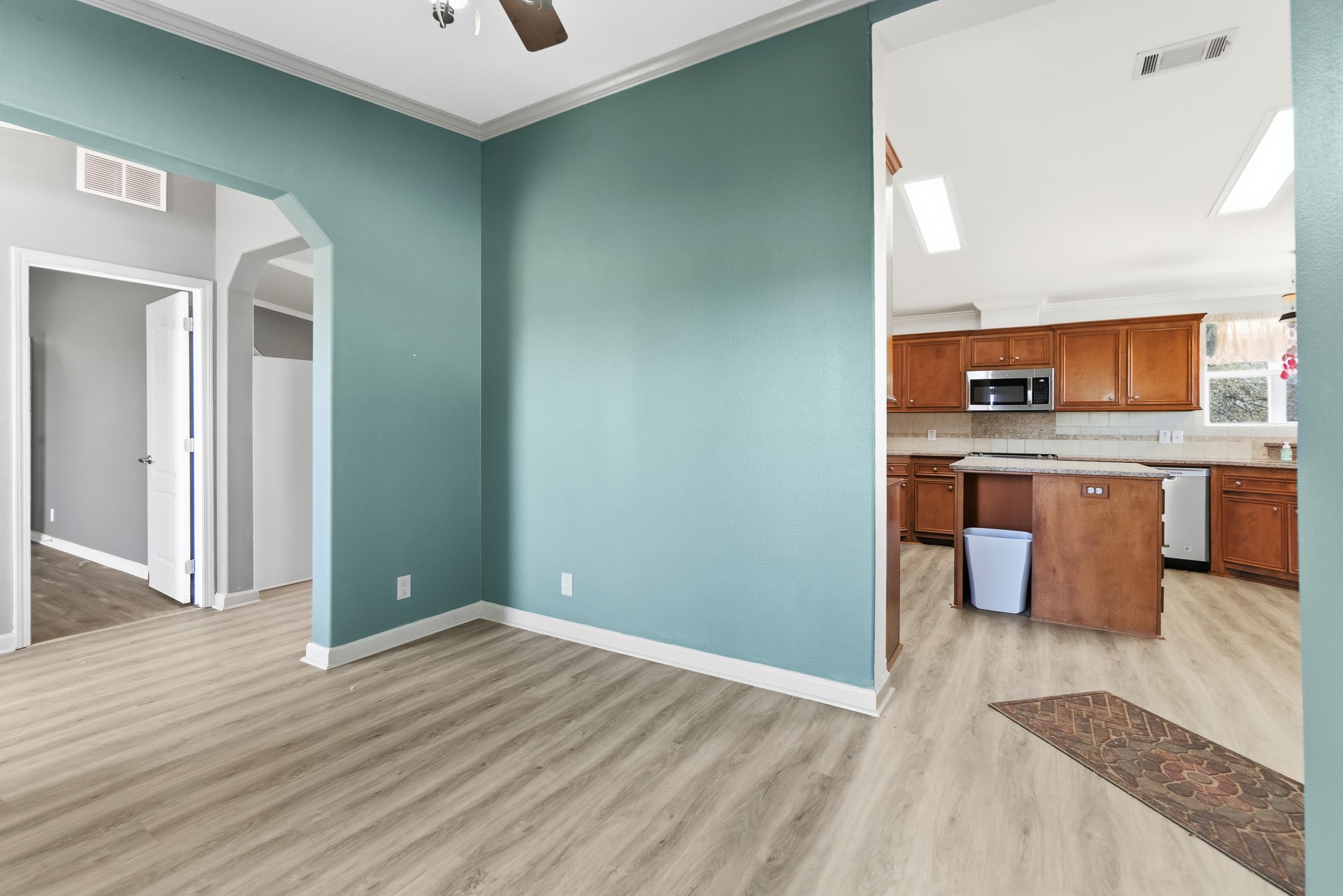 main property photo 36