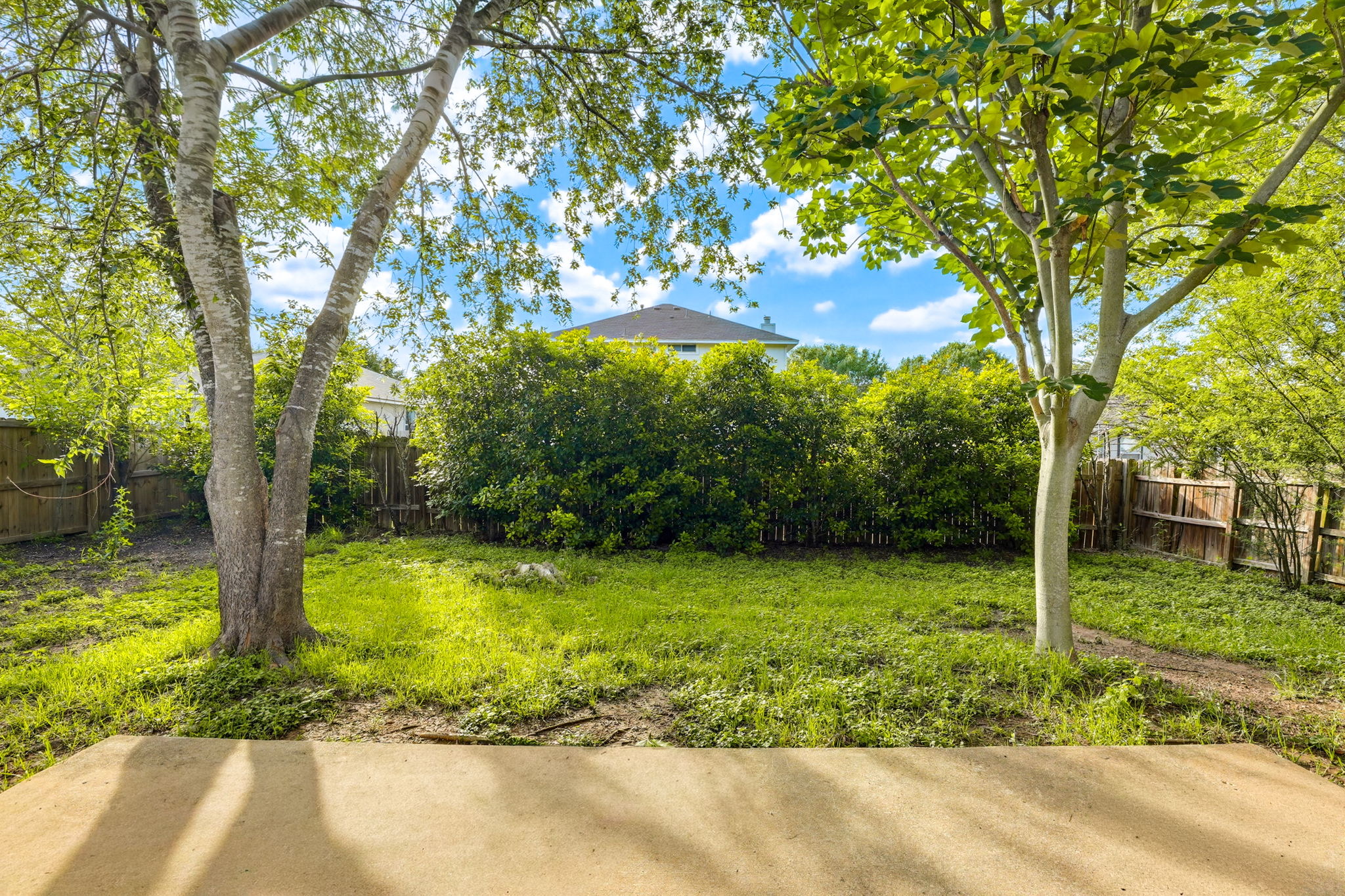 main property photo 16