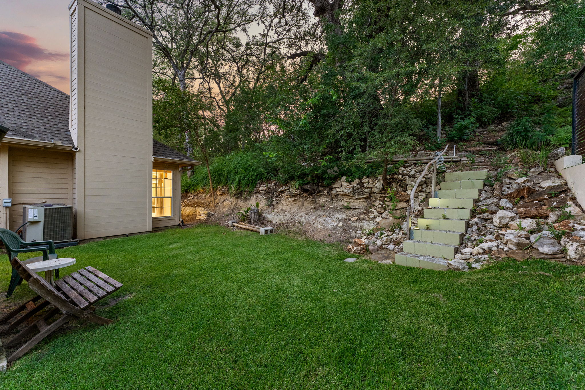 main property photo 23