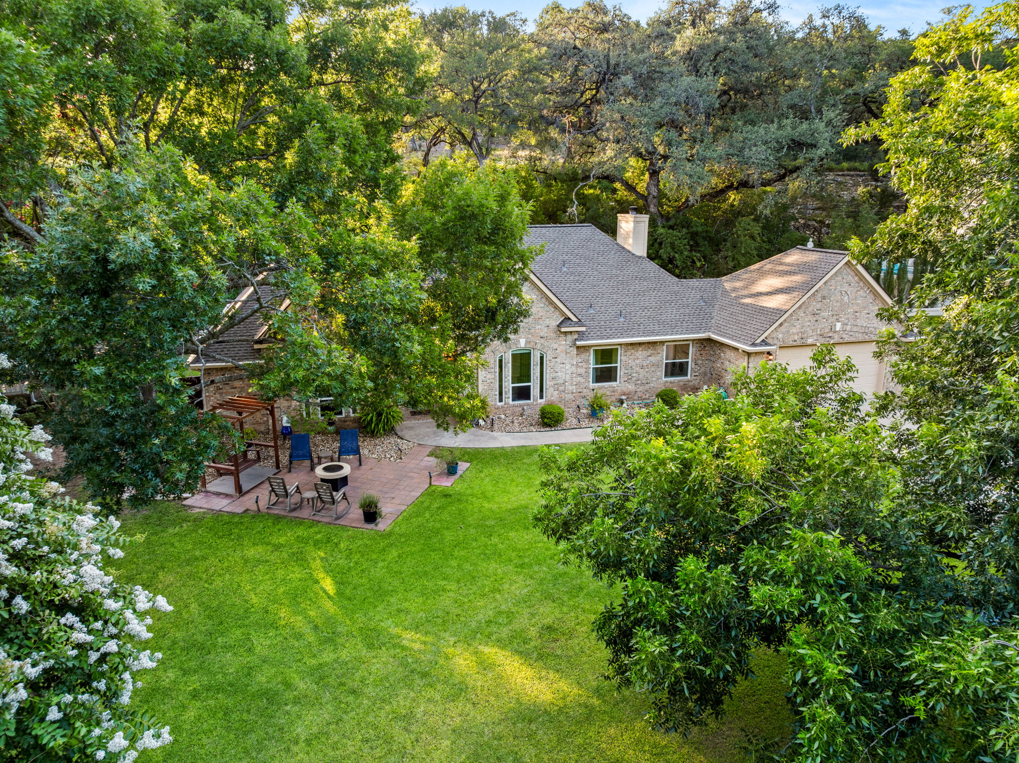 main property photo 33
