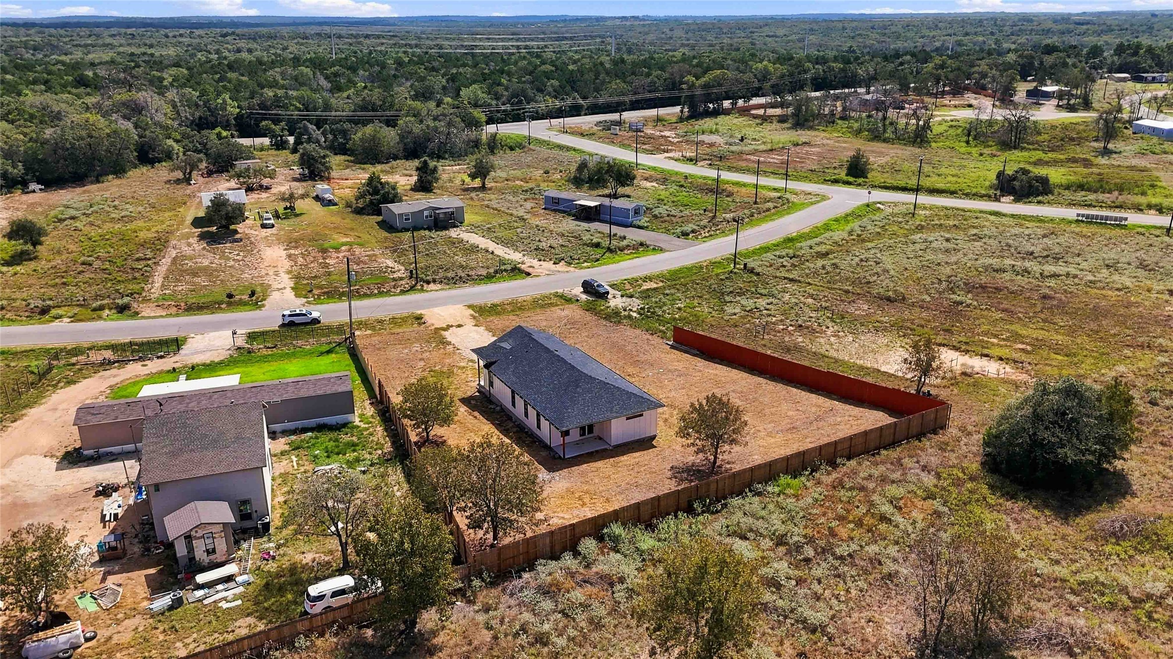 main property photo 30