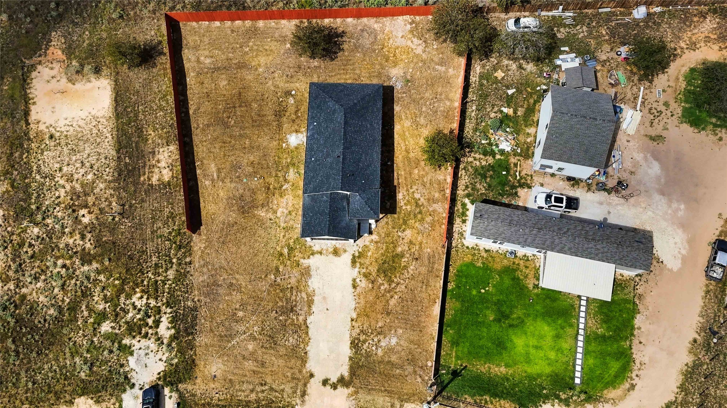 main property photo 31