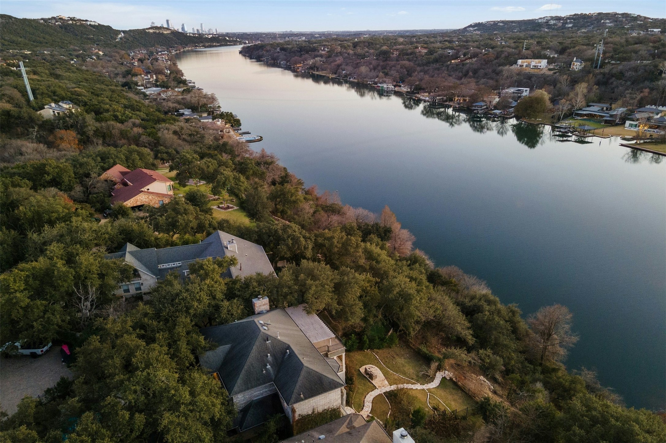 main property photo 34