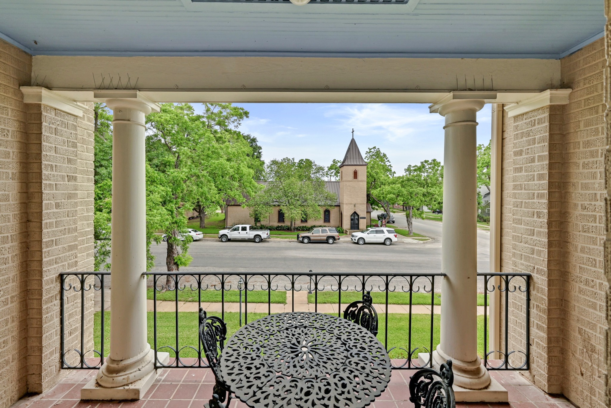 main property photo 21