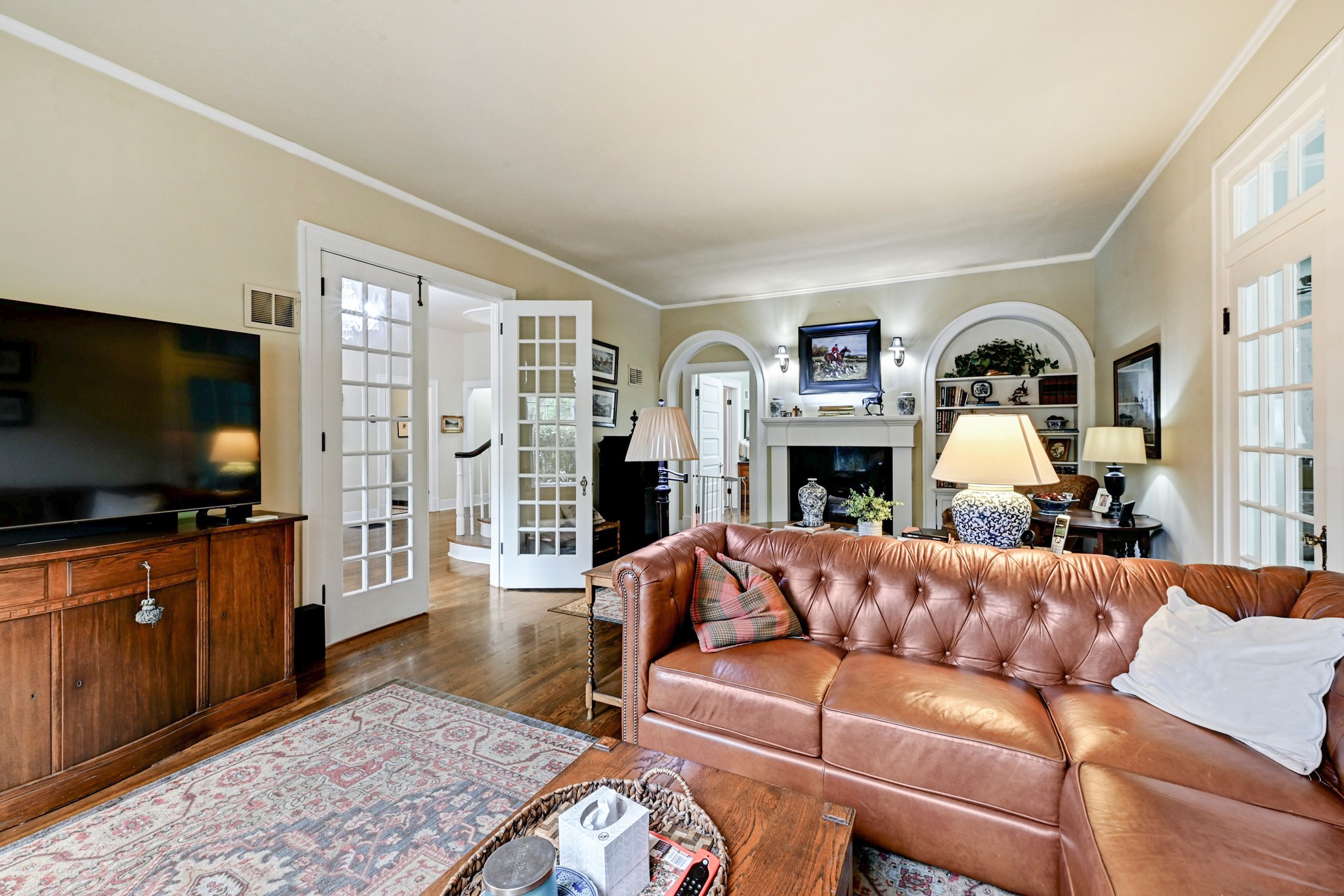 main property photo 6