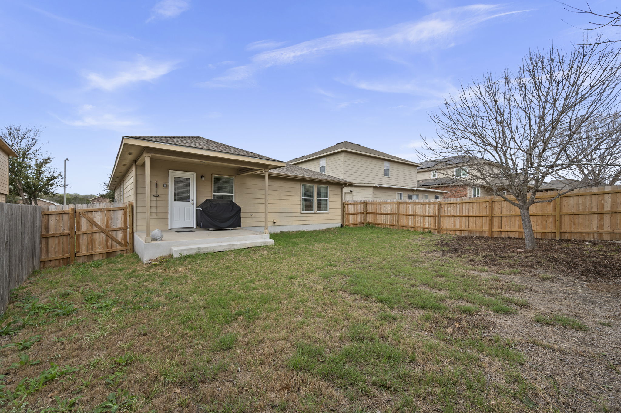 main property photo 26