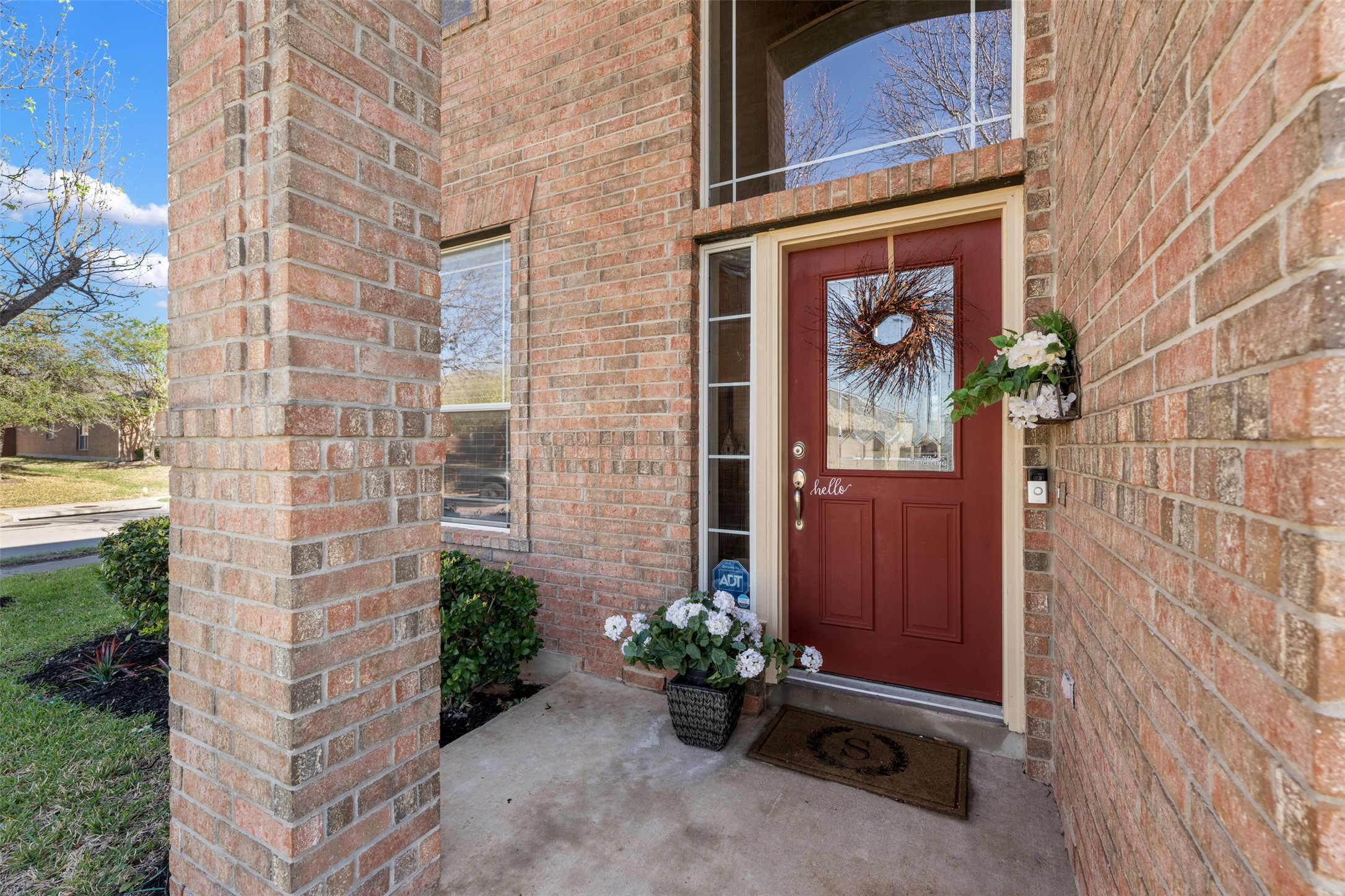 main property photo 9