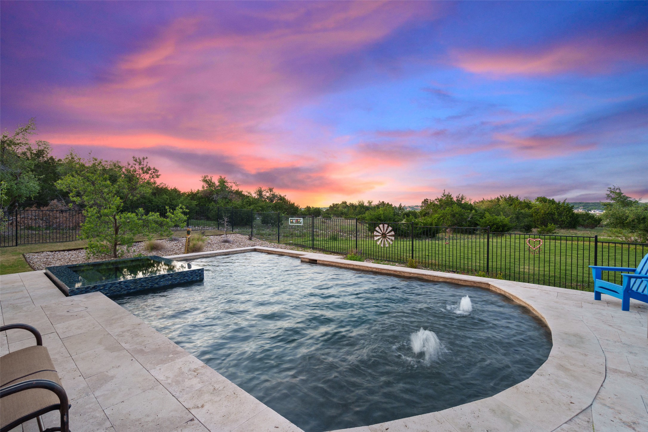 main property photo 33