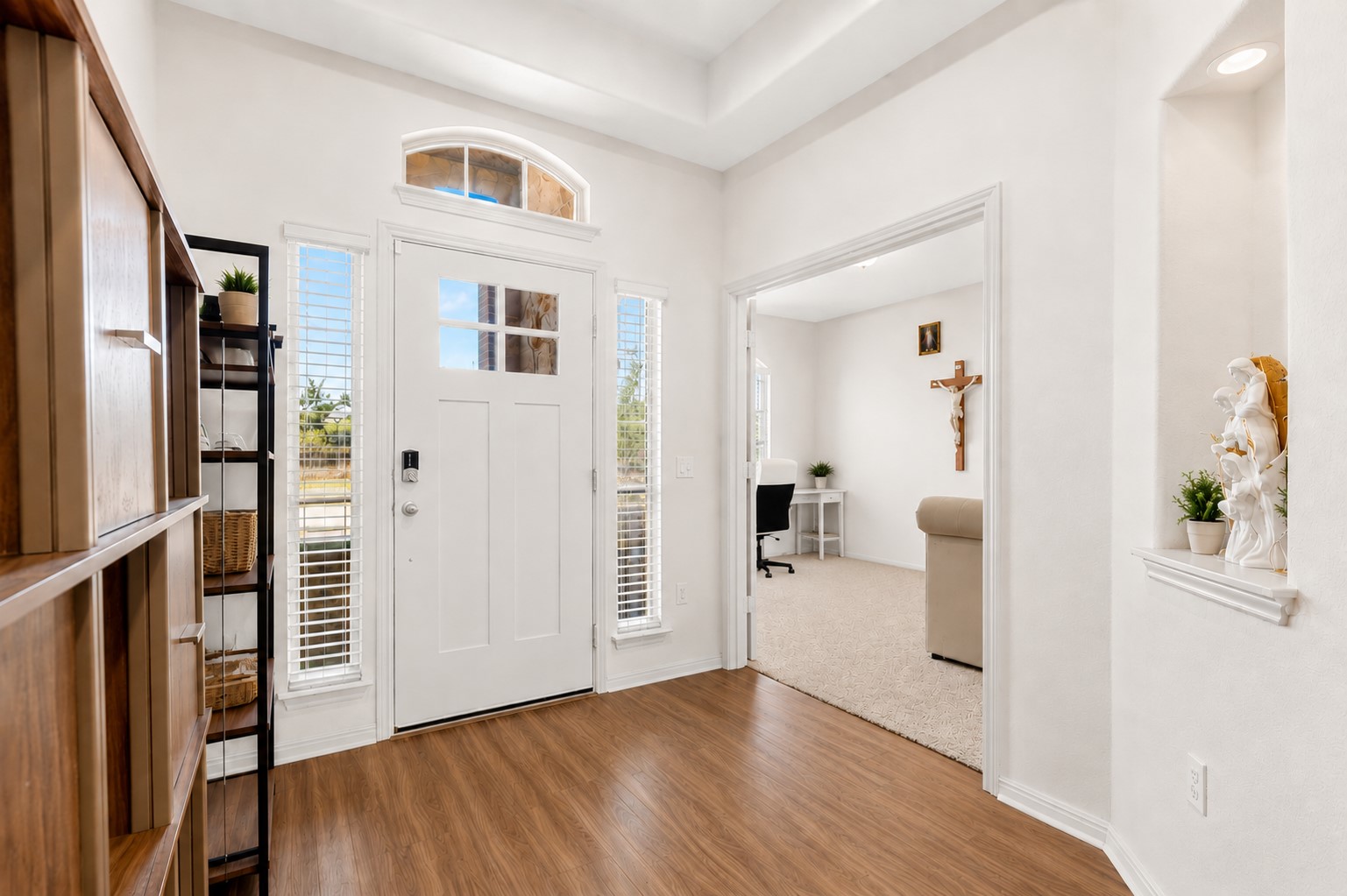 main property photo 6