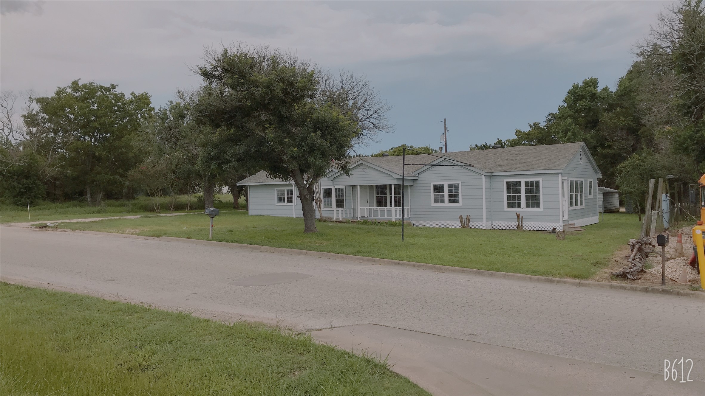 main property photo 2
