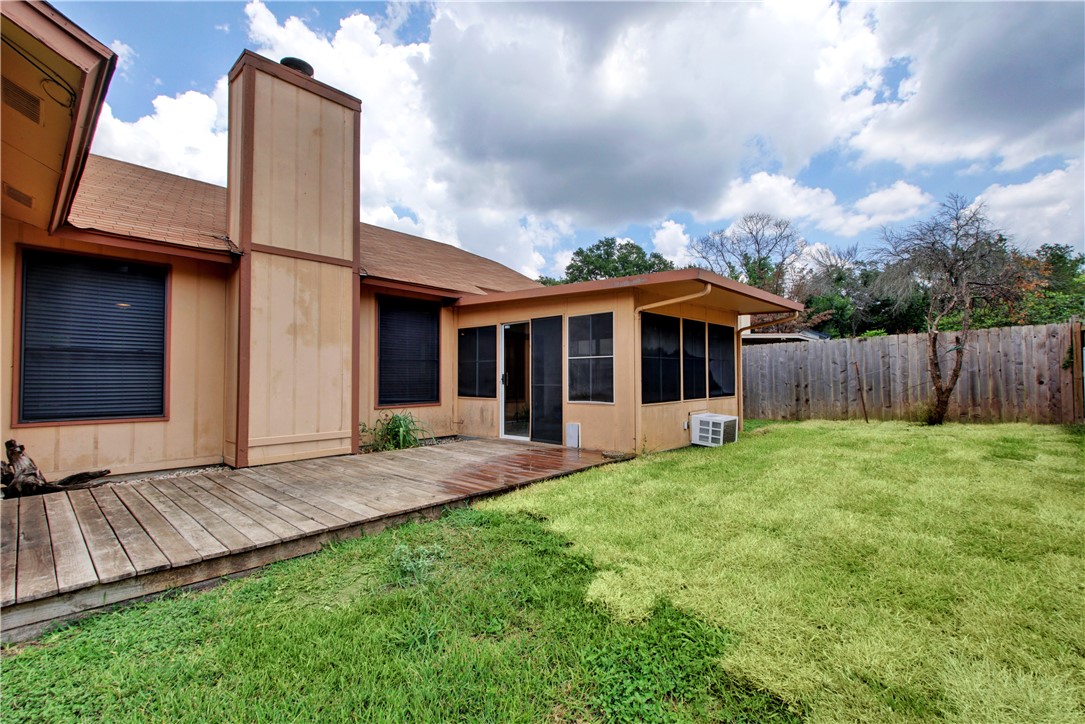 main property photo 16
