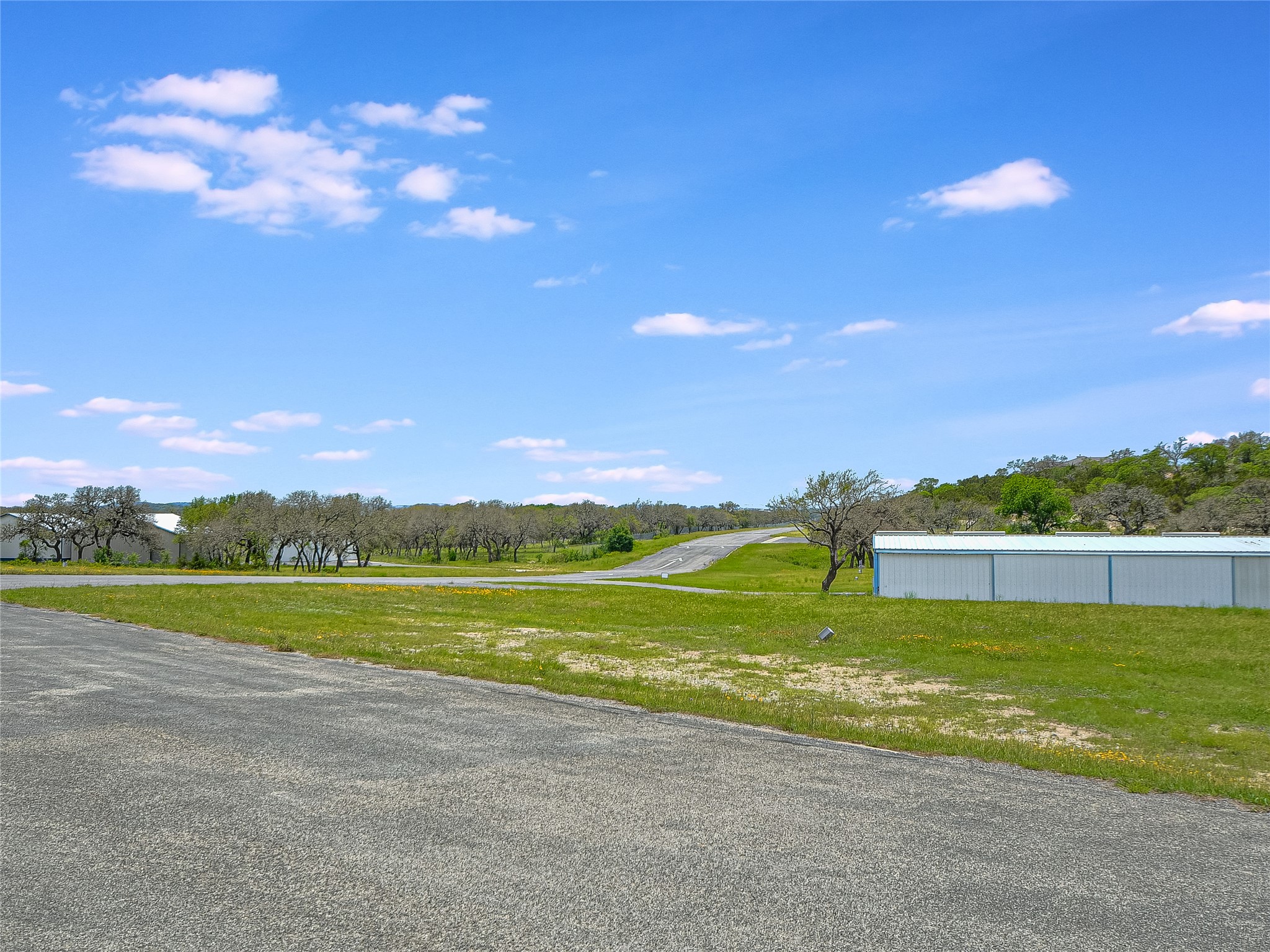 main property photo 11