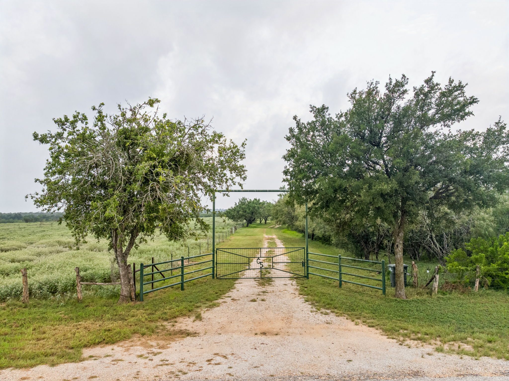 main property photo 12