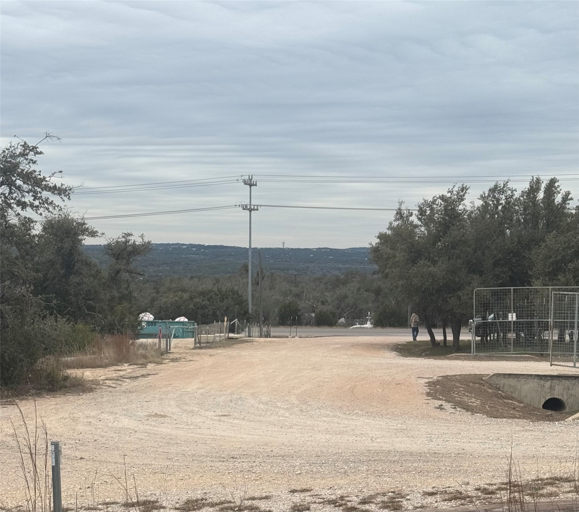 main property photo 9