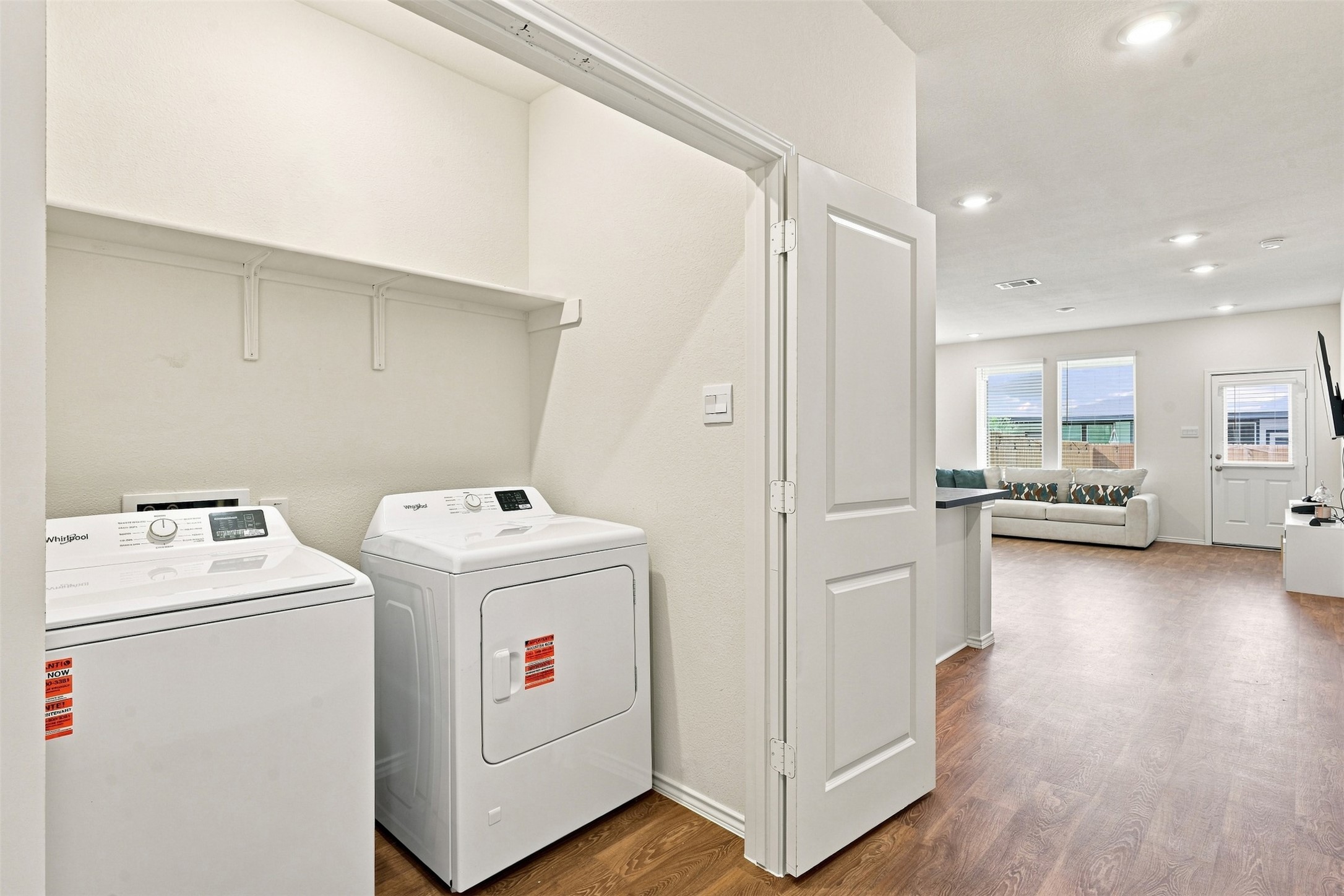 main property photo 13
