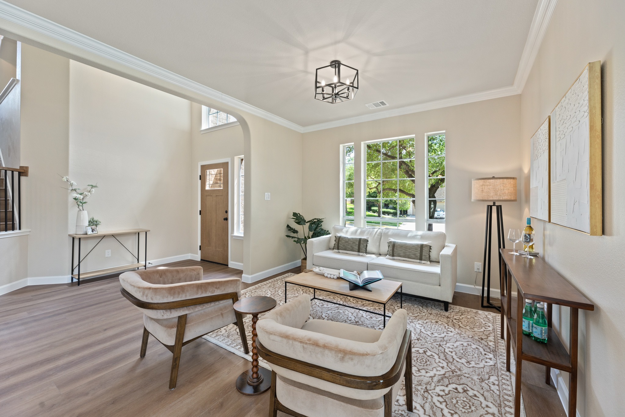 main property photo 3
