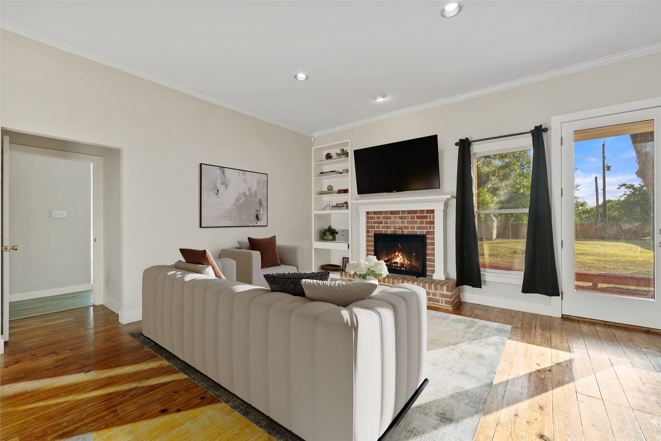 main property photo 18
