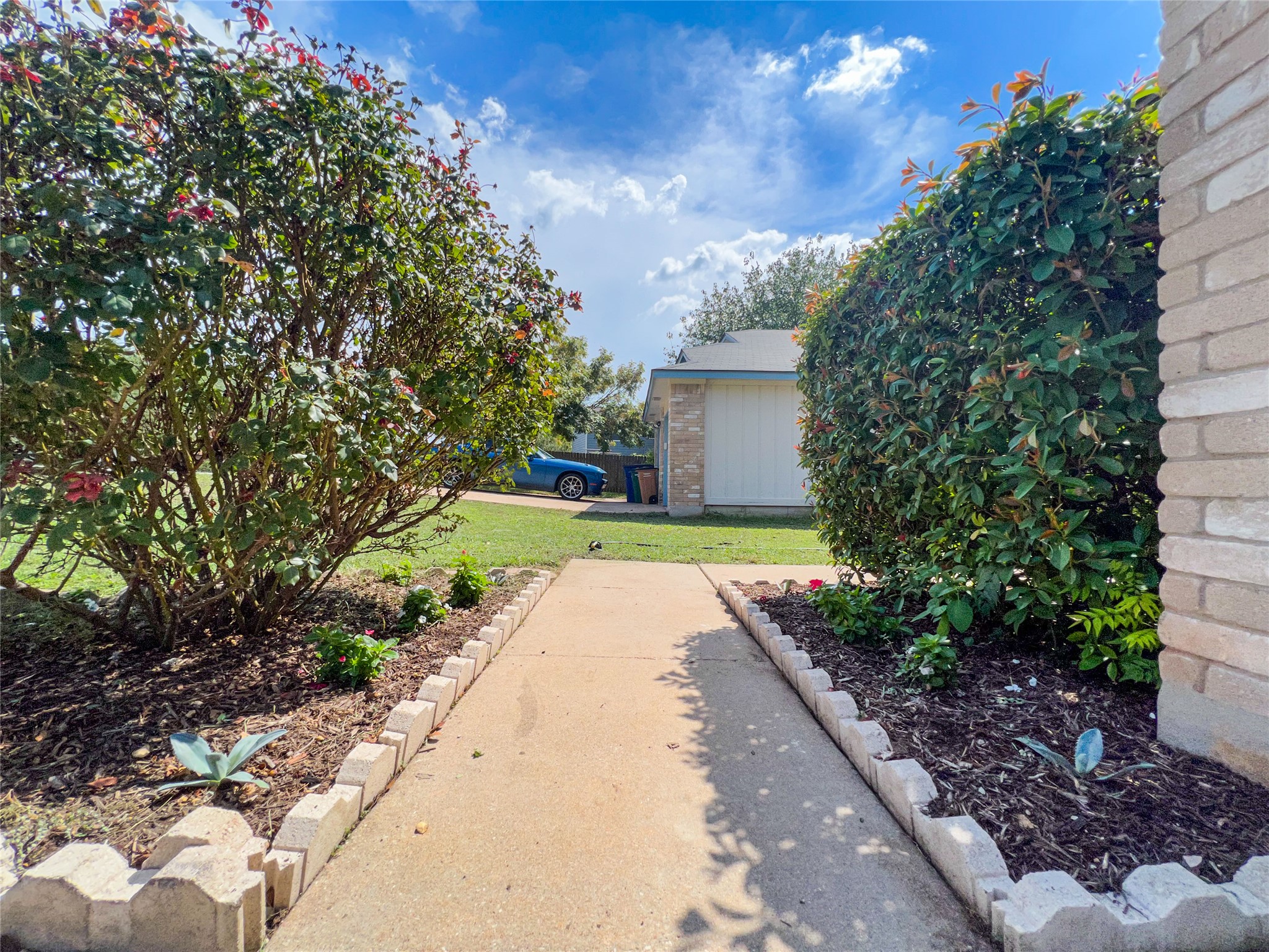 main property photo 3