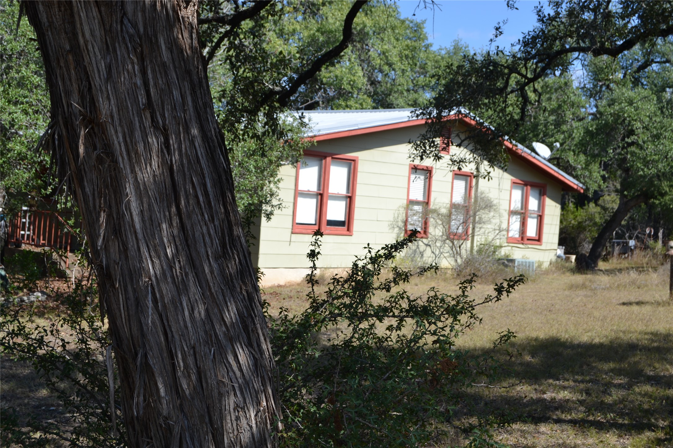 main property photo 24