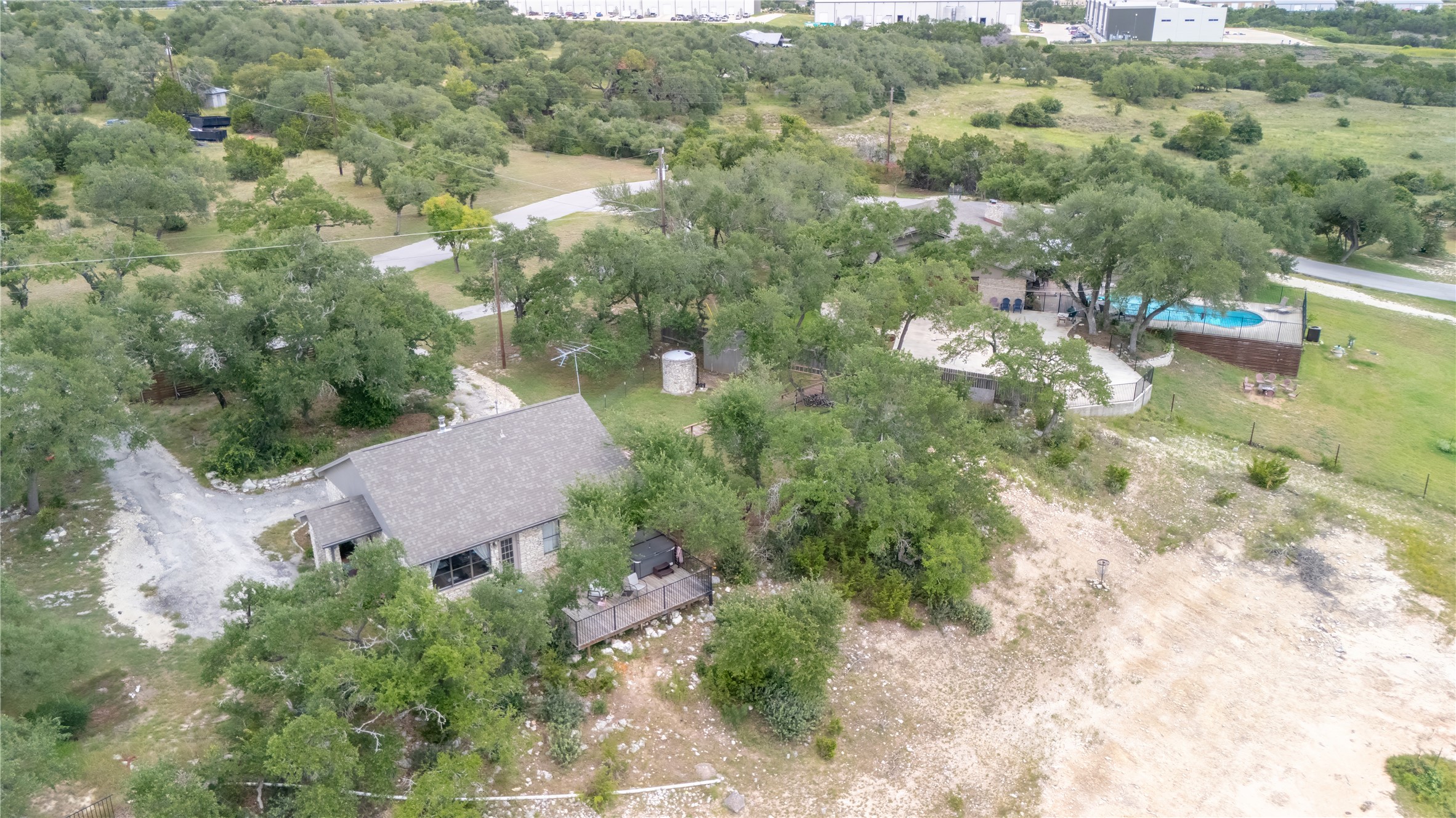 main property photo 38