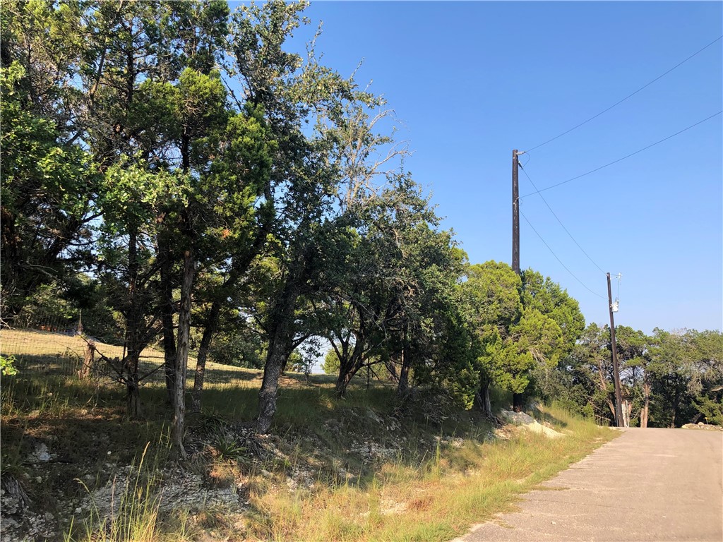 main property photo 11