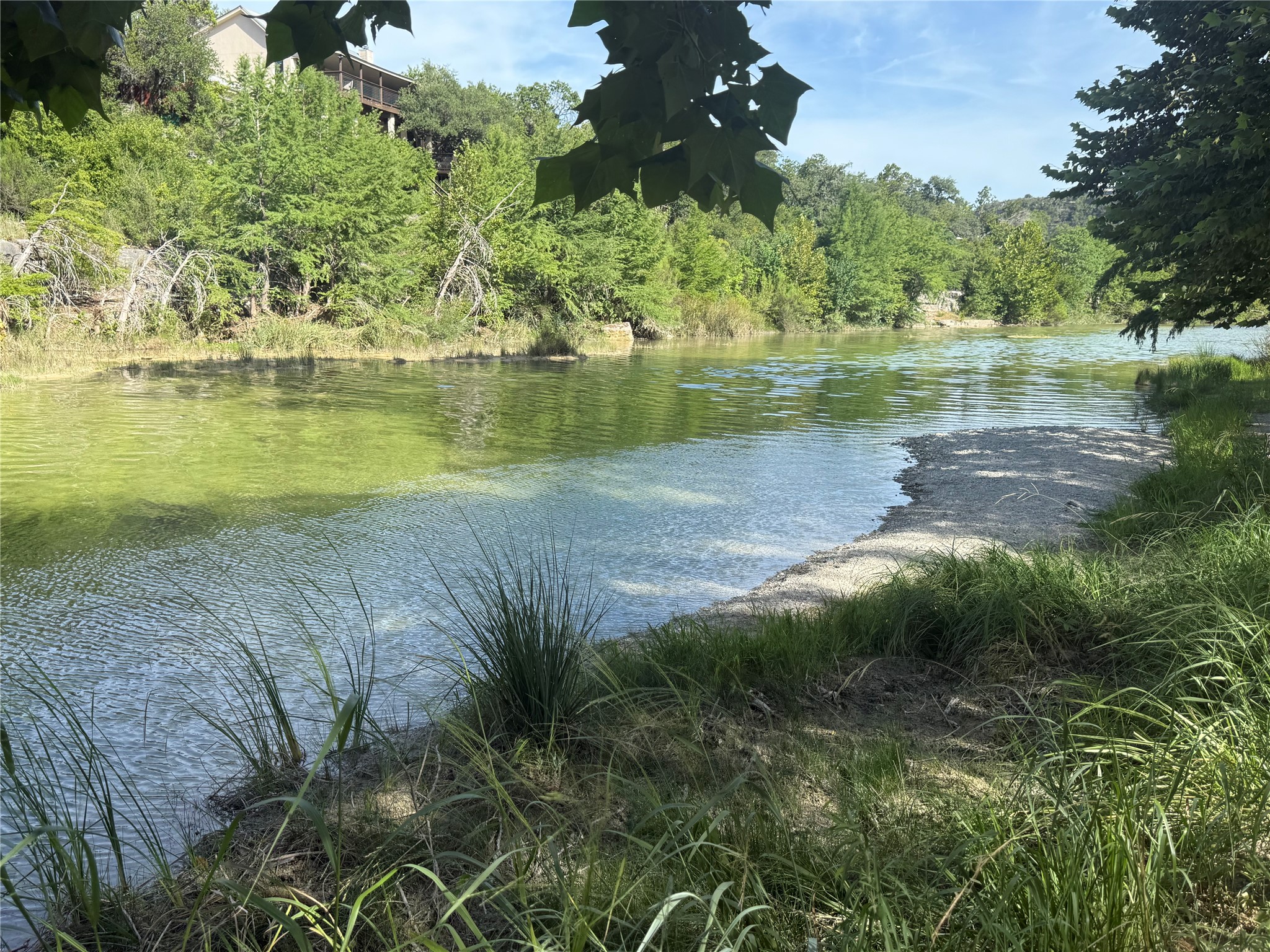 main property photo 16