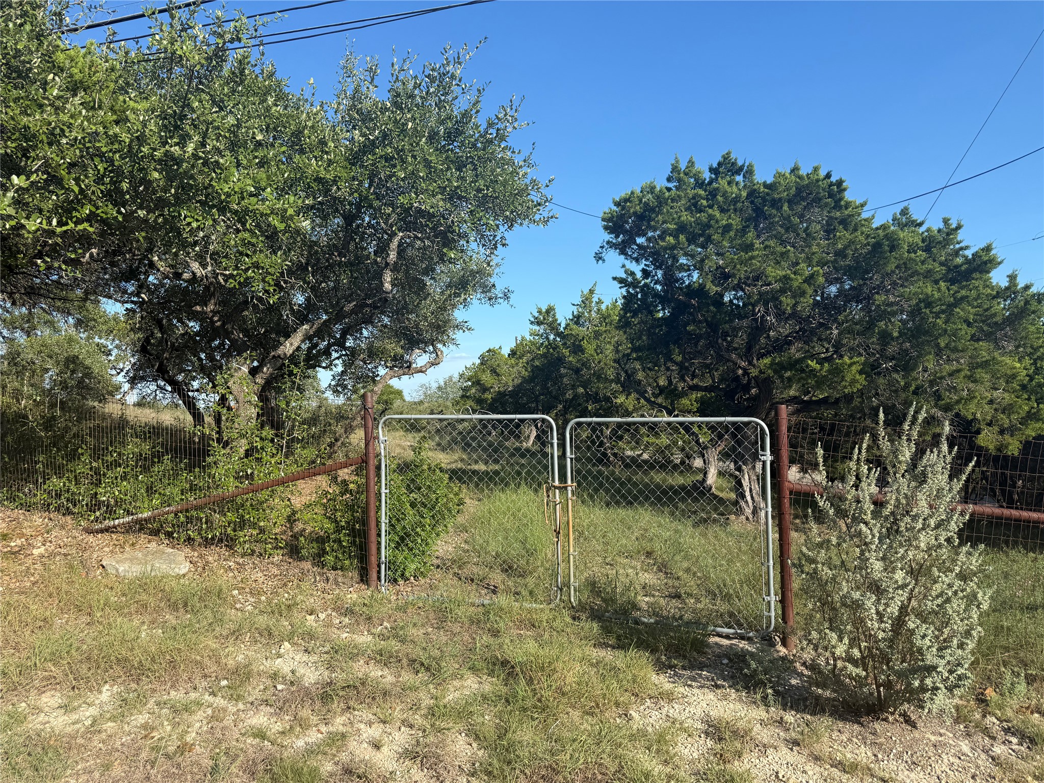 main property photo 7
