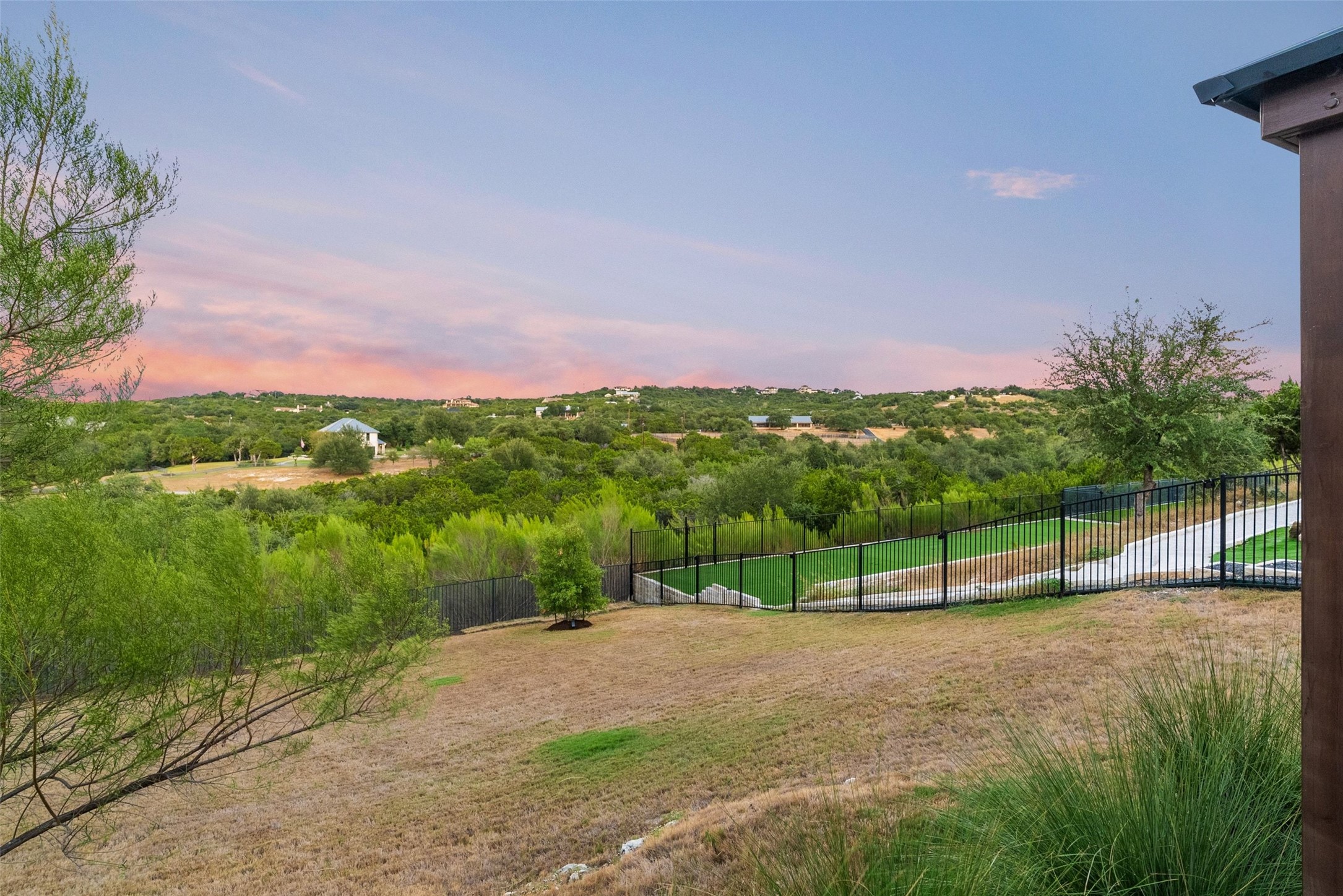 main property photo 36