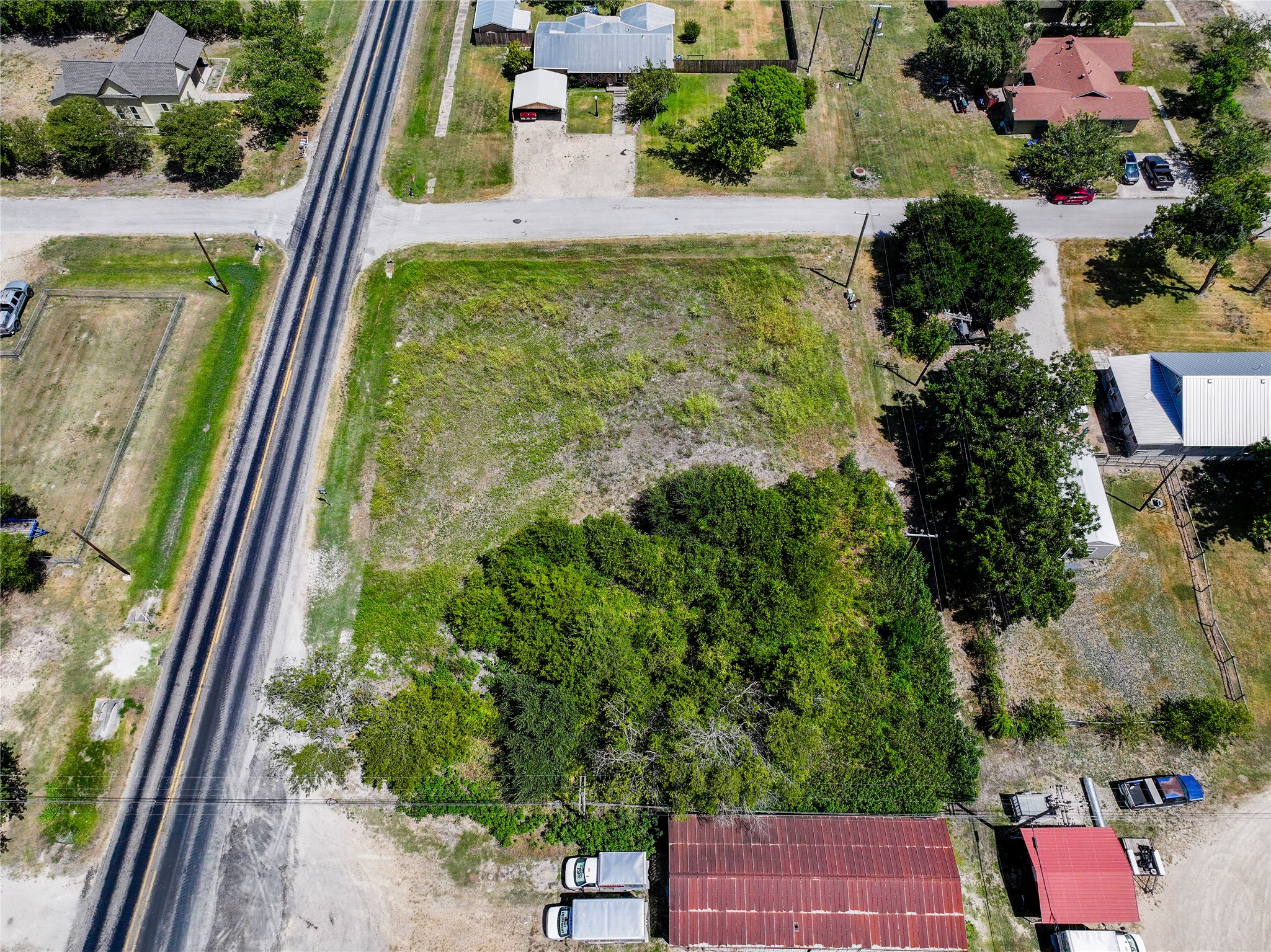 main property photo 5